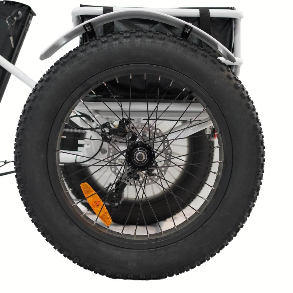 Veloz Grand-Prix Electric Trike Bike 500-750W Motor 120 Km Autonomy 20Ah Samsung Battery 150+ Kilos weight load