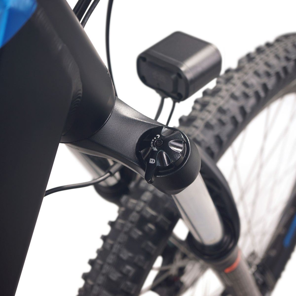 NCM M7 Electric Mountain Bike 500W Certificated Battery