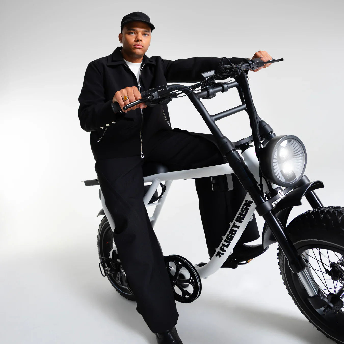 Flight Risk FR505 eBike  6 Months Free Service - Silver