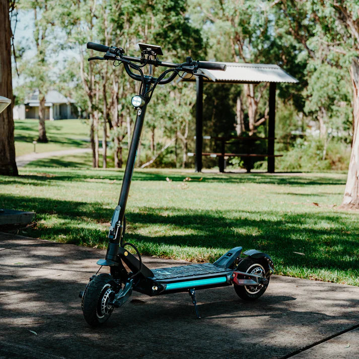 Bolzzen Phoenix 6026 Electric Scooter Dual Motor All Terrain 6 Months Free Service