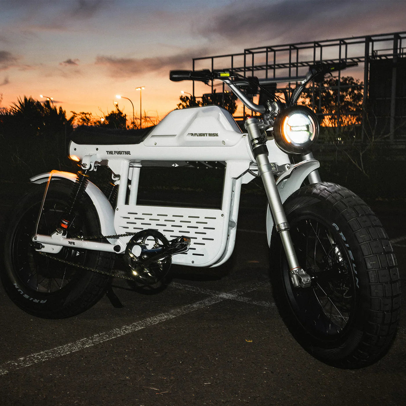 Flight Risk FR888 eBike 6 Months Free Service - White