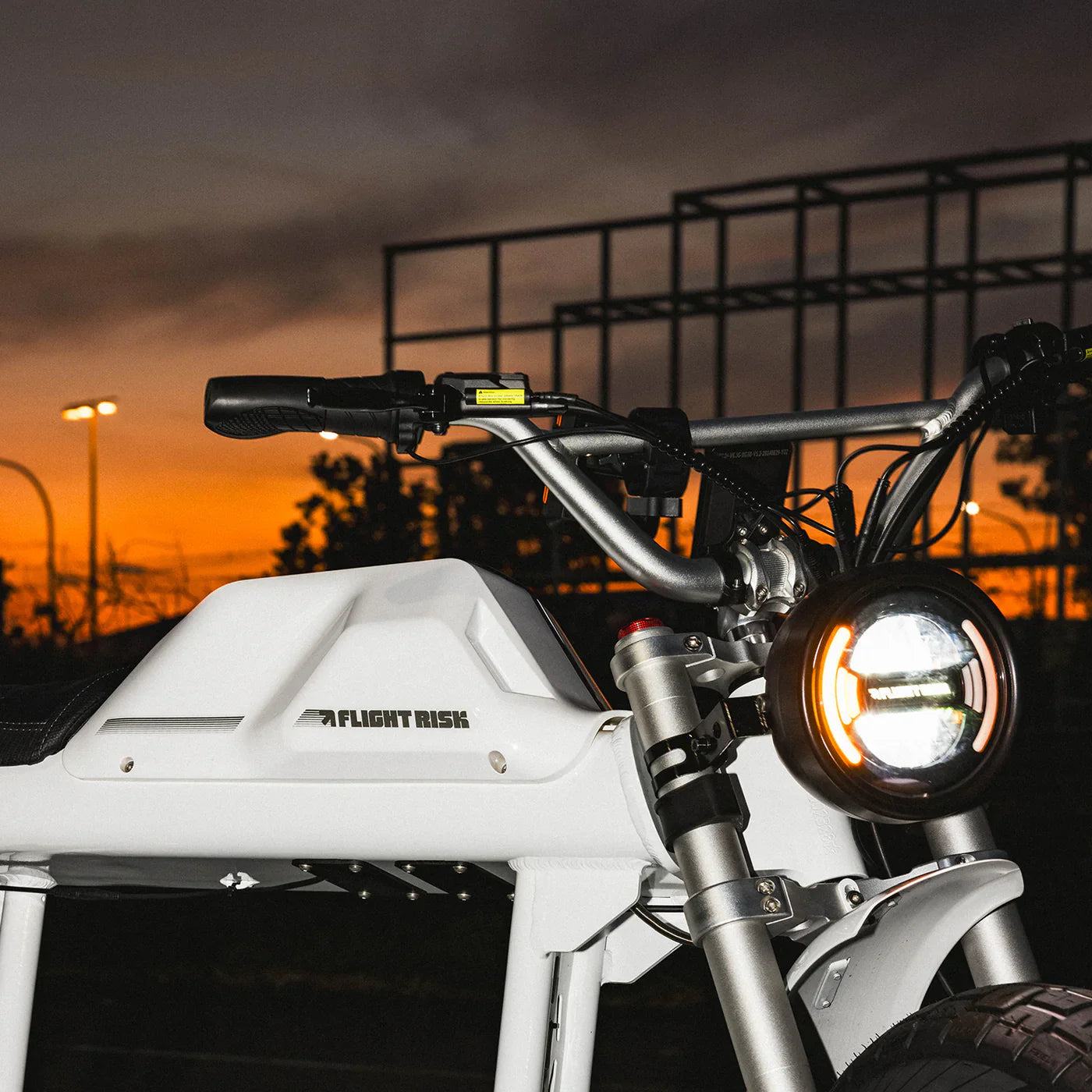 Flight Risk FR888 eBike 6 Months Free Service - White