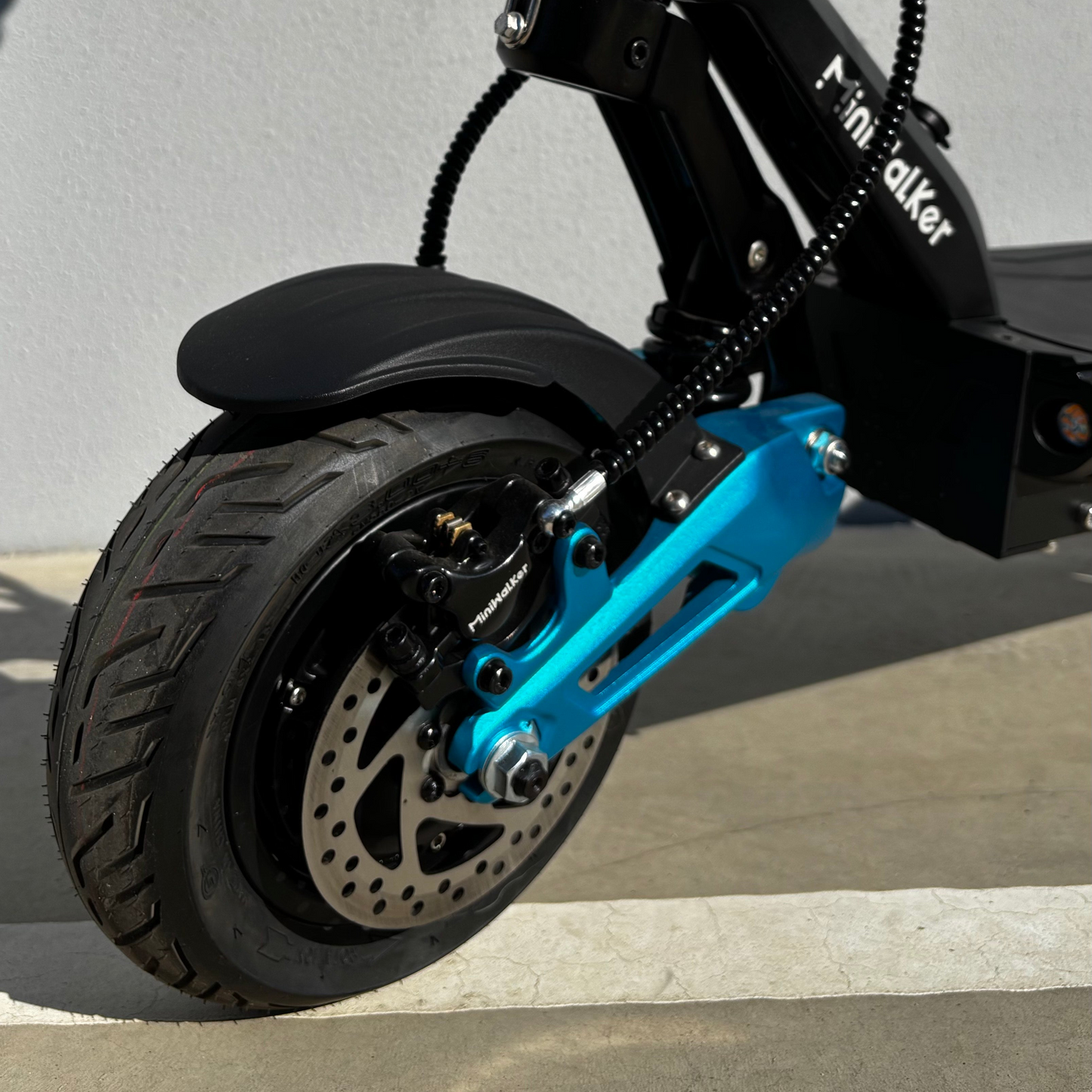 MiniWalker Tiger 9 Pro eScooter All Terrain 6 Months Free Service